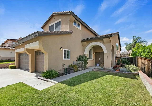 Photo 3 of Single family home for sale at 20890 Westbury Rd, Riverside, CA 92508 | MLS# IV26152099 | Listing updated on 2026-09-15