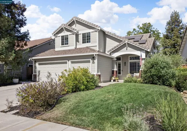 Photo 1 of Single family home for sale at 689 Summerwood Dr, Brentwood, CA 94513 | MLS# 41147934 | Listing updated on 2026-09-18
