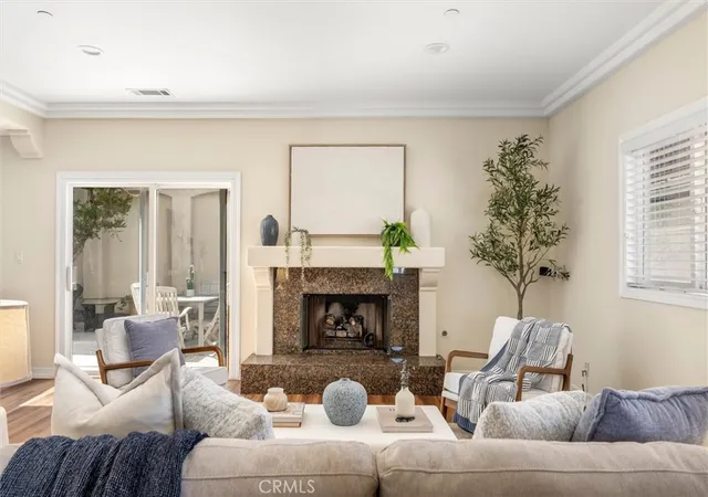 Photo 4 of Sale Pending at 2206 Voorhees #A, Redondo Beach, CA 90278 | MLS# SB26163229 | Listing updated on 2026-09-28