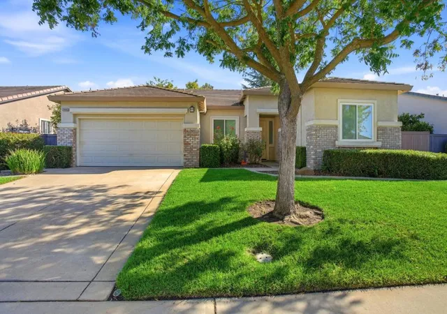 Photo 2 of Single family home for sale at 2905 Granite Park Ln, Elk Grove, CA 95758 | MLS# ML82060919 | Listing updated on 2026-09-14