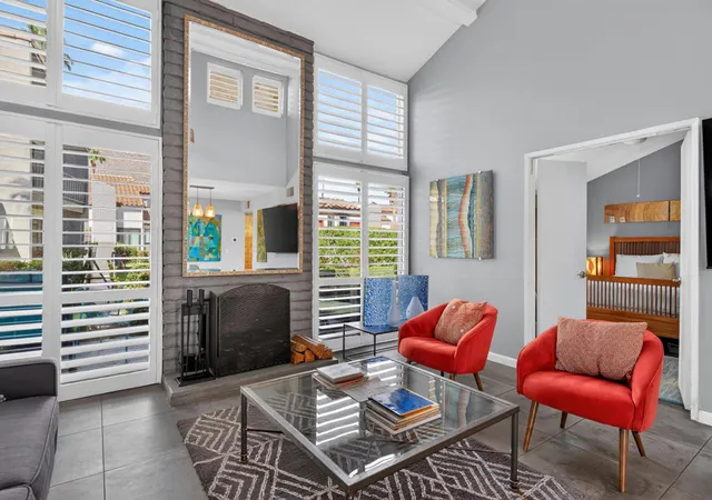 Listing Photo 5 - Condo for sale in building located at 1742 E Camino Parocela, Palm Springs, CA 92264