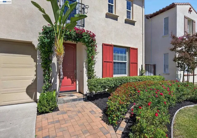 Photo 2 of Single family home for sale at 8307 Saturn Park Dr, San Ramon, CA 94582 | MLS# 41147954 | Listing updated on 2026-10-05