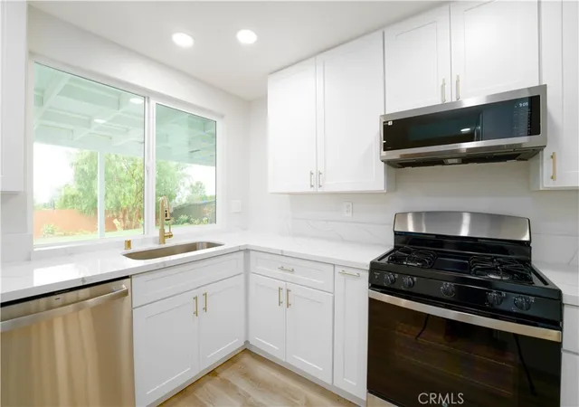 Photo 2 of Single family home for sale at 1758 Manor, Vista, CA 92084 | MLS# SW26199344 | Listing updated on 2026-09-15