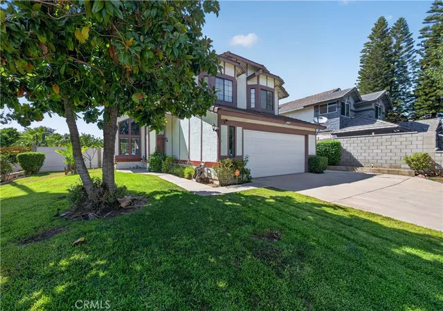 Photo 4 of Sale Pending at 12813 Raenette, Moreno Valley, CA 92553 | MLS# SW26199162 | Listing updated on 2026-09-14