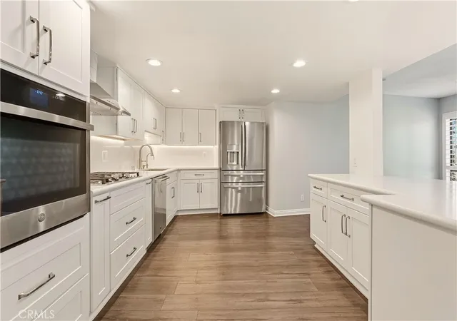 Photo 3 of Condo for sale at 4542 Willis Ave #302, Sherman Oaks, CA 91403 | MLS# SR26199230 | Listing updated on 2026-09-15