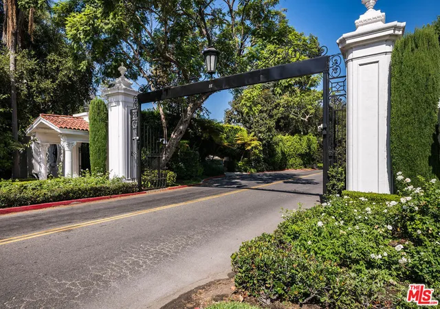 Photo 2 of Single family home for sale at 101 Bel Air Rd, Los Angeles, CA 90077 | MLS# 26986831 | Listing updated on 2026-09-15