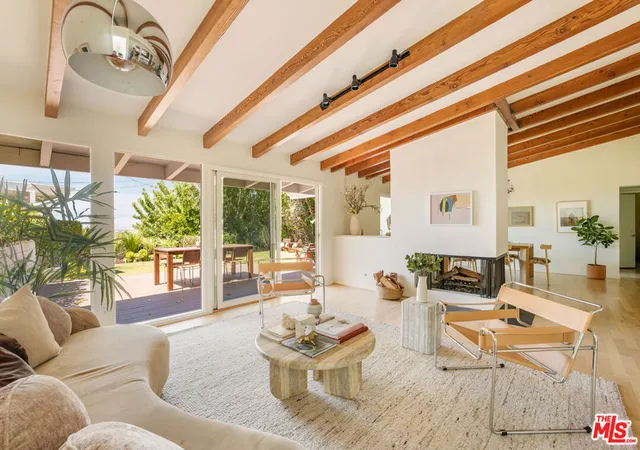 Photo 1 of Sale Pending at 3554 Berry Dr, Studio City, CA 91604 | MLS# 26986843 | Listing updated on 2026-09-25