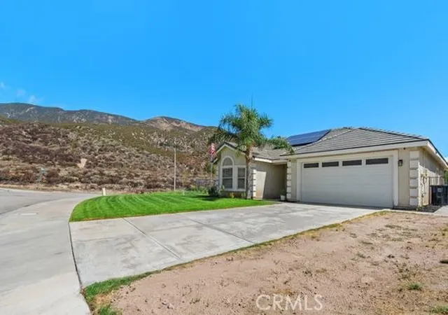 Photo 2 of Single family home for sale at 5925 Louise St, San Bernardino, CA 92407 | MLS# IG26199334 | Listing updated on 2026-10-07