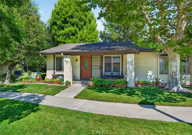 Photo 3 of Condo for sale at 26332 Oak Highland #C, Newhall, CA 91321 | MLS# SR26199525 | Listing updated on 2026-09-18