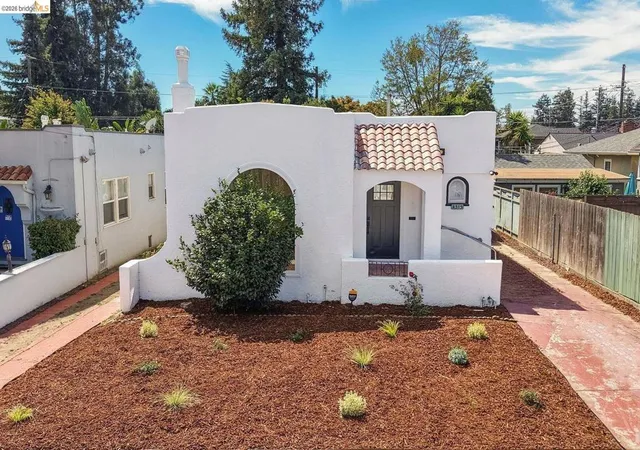 Photo 1 of Single family home for sale at 4315 Fleming Ave, Oakland, CA 94619 | MLS# 41147998 | Listing updated on 2026-10-05