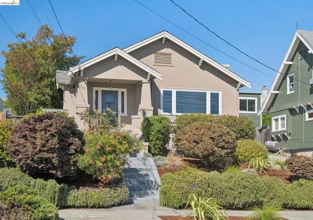 Photo 1 of Sale Pending at 820 Prospect Ave, Oakland, CA 94610 | MLS# 41148022 | Listing updated on 2026-09-28