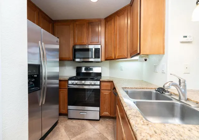 Photo 4 of Townhouse for sale at 564 Almond Rd, San Marcos, CA 92078 | MLS# NDP2608552 | Listing updated on 2026-09-14