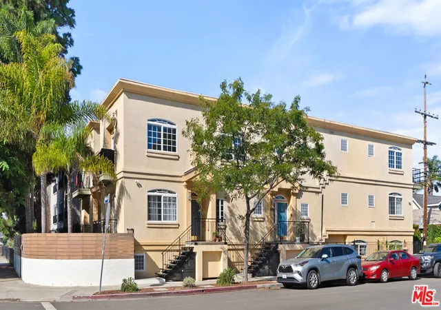 Photo 2 of Townhouse for sale at 461 Washington Blvd, Marina Del Rey, CA 90292 | MLS# 26987247 | Listing updated on 2026-10-01