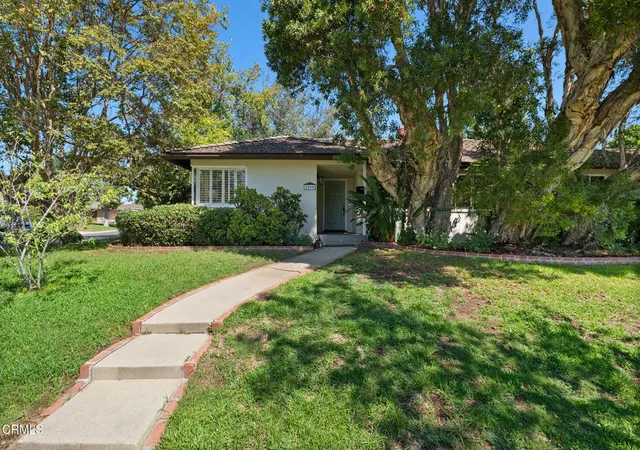 Photo 1 of Single family home for sale at 2895 Woodlawn Ave, San Marino, CA 91108 | MLS# P1-28805 | Listing updated on 2026-10-05