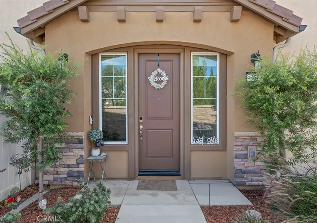 Listing Photo 4 - Condo for sale in building located at 40512 Birchfield, Temecula, CA 92591