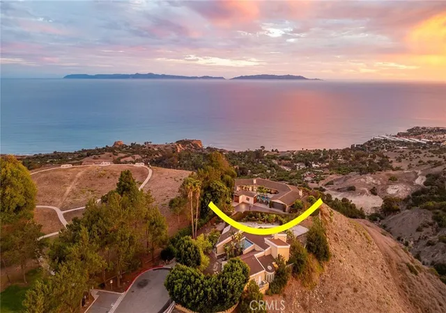 Photo 3 of Single family home for sale at 1 Park Pl, Rancho Palos Verdes, CA 90275 | MLS# PV26156102 | Listing updated on 2026-10-04
