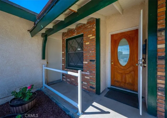 Photo 3 of Single family home for sale at 525 N Poppy St, Lompoc, CA 93436 | MLS# SC26198317 | Listing updated on 2026-09-22