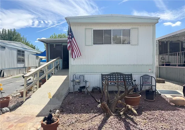 Photo 1 of Manufactured home for sale at 7484 Kickapoo Trl #9, Yucca Valley, CA 92284 | MLS# JT26199774 | Listing updated on 2026-09-15