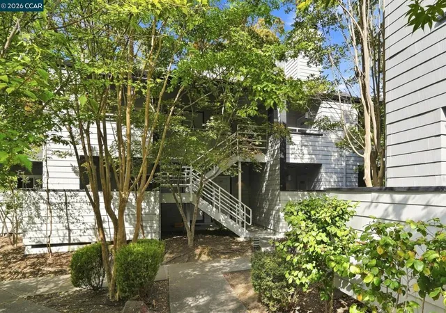 Photo 1 of Sale Pending at 3193 Wayside Plz #25, Walnut Creek, CA 94597 | MLS# 41148074 | Listing updated on 2026-09-16