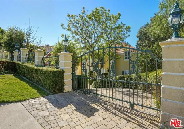 Photo 1 of Sale Pending at 1413 Via Castilla, Palos Verdes Estates, CA 90274 | MLS# 26985419 | Listing updated on 2026-09-22