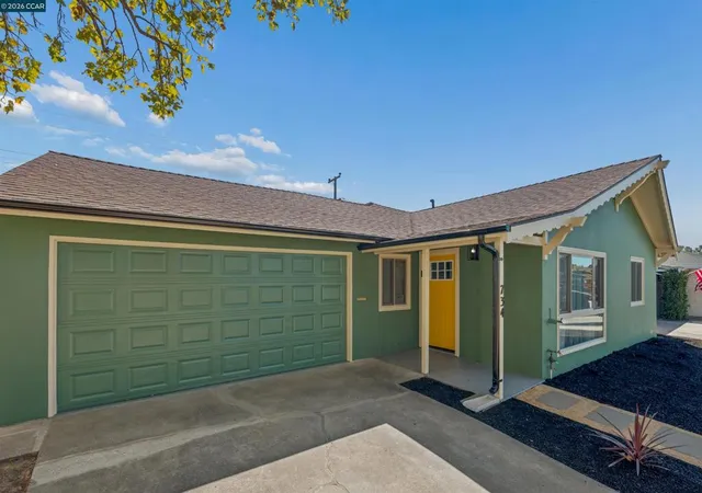Photo 3 of Sale Pending at 734 Warford Ave, Vallejo, CA 94591 | MLS# 41148081 | Listing updated on 2026-10-07