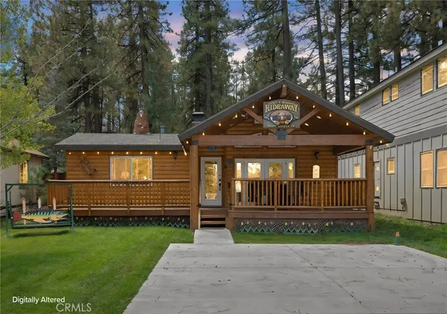 Photo 2 of Single family home for sale at 40697 Beaver Ln, Big Bear Lake, CA 92315 | MLS# IG26198344 | Listing updated on 2026-09-15