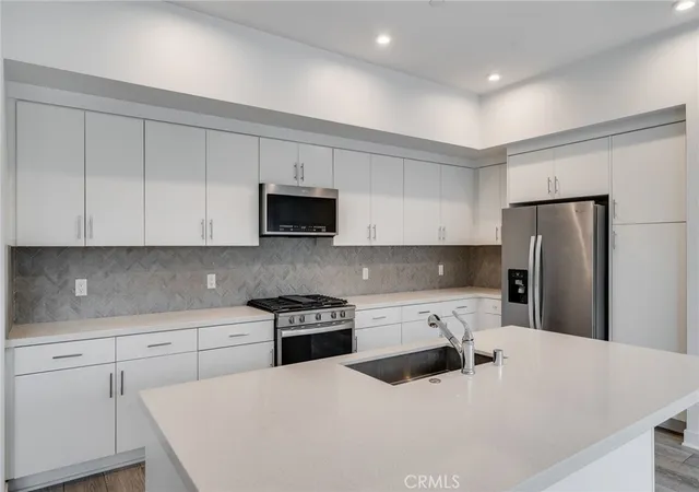 Listing Photo 5 - Condo for sale in building located at 1338 S Urbana, Anaheim, CA 92805