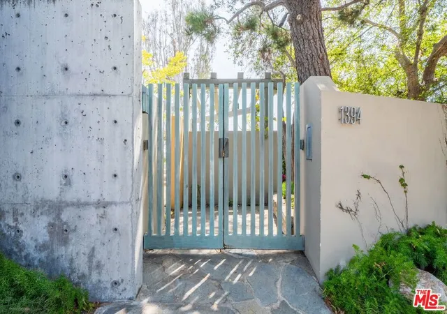 Photo 3 of Single family home for sale at 1394 Miller Dr, Los Angeles, CA 90069 | MLS# 26987459 | Listing updated on 2026-09-26