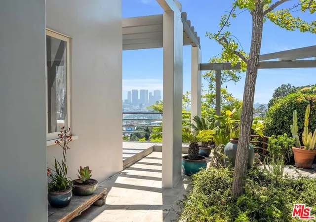 Photo 3 of Single family home for sale at 1394 Miller Dr, Los Angeles, CA 90069 | MLS# 26987459 | Listing updated on 2026-09-26