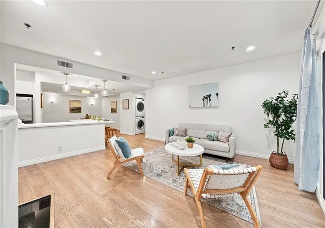 Photo 2 of Condo for sale at 2222 N Beachwood Dr #105, Los Angeles, CA 90068 | MLS# WS26198228 | Listing updated on 2026-10-03