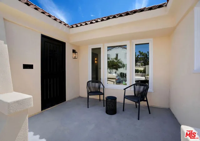 Photo 2 of Single family home for sale at 7508 Rosewood Ave, Los Angeles, CA 90036 | MLS# 26987535 | Listing updated on 2026-10-02