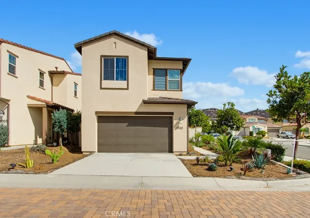 Photo 3 of Condo for sale at 1961 Carol Lee, Escondido, CA 92026 | MLS# OC26199559 | Listing updated on 2026-10-07