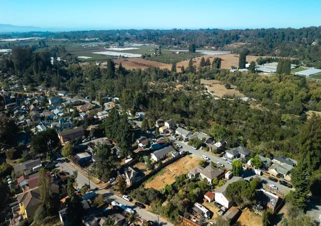 Photo 2 of Land for sale at 32 Crow Ave, Watsonville, CA 95076 | MLS# ML82061090 | Listing updated on 2026-09-14