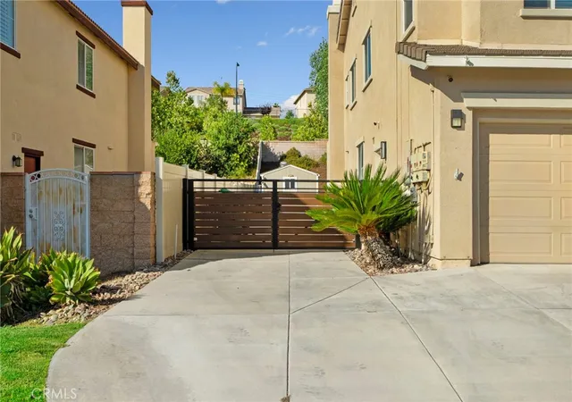 Photo 4 of Single family home for sale at 34932 Middlecoff Ct, Beaumont, CA 92223 | MLS# IG26199618 | Listing updated on 2026-09-15