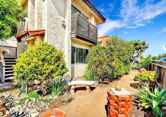 Photo 4 of Multi family home for sale at 190 Evergreen Ave, Imperial Beach, CA 91932 | MLS# 260022395SD | Listing updated on 2026-09-16