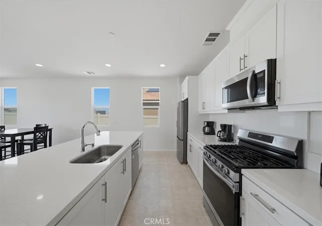 Photo 3 of Single family home for sale at 8660 Chester Ave, Hesperia, CA 92344 | MLS# IG26200143 | Listing updated on 2026-09-14