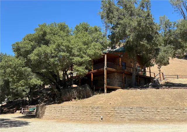 Photo 3 of Single family home for sale at 5765 Dago, Paso Robles, CA 93446 | MLS# NS26200142 | Listing updated on 2026-09-15