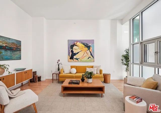 Photo 3 of Condo for sale at 630 W 6th Street #505, Los Angeles, CA 90017 | MLS# 26986943 | Listing updated on 2026-09-19