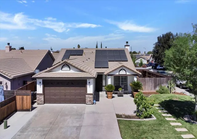 Photo 1 of Single family home for sale at 1093 Lambdin St, Manteca, CA 95336 | MLS# ML82059888 | Listing updated on 2026-09-14