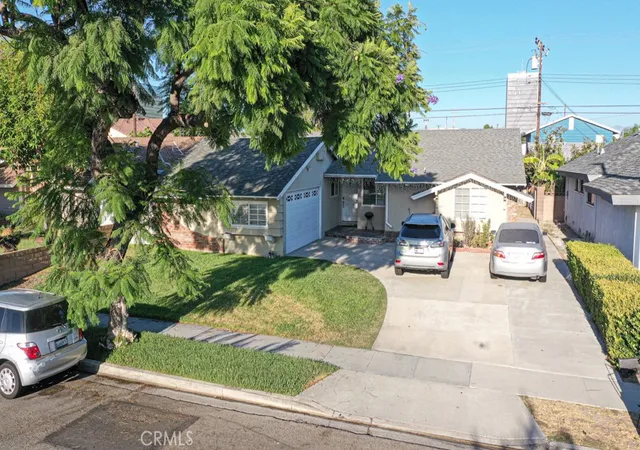 Photo 3 of Single family home for sale at 12532 Spinnaker St, Garden Grove, CA 92840 | MLS# PW26195542 | Listing updated on 2026-09-14