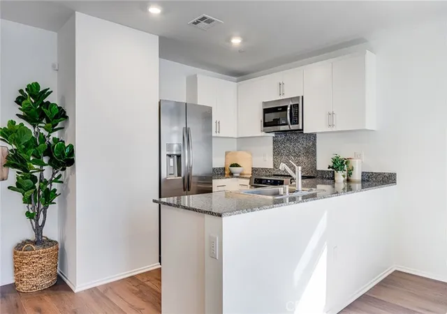 Photo 3 of Single family home for sale at 7532 Princeton Ave, Hesperia, CA 92344 | MLS# SW26200269 | Listing updated on 2026-09-14