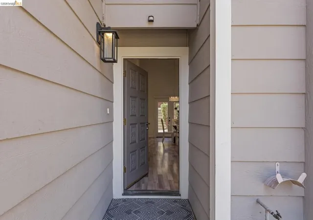 Photo 2 of Single family home for sale at 2239 Southwest Ct, Martinez, CA 94553 | MLS# 41148140 | Listing updated on 2026-09-21