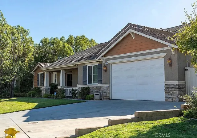 Photo 2 of Single family home for sale at 32819 Heversham Ct, Menifee, CA 92584 | MLS# OC26200301 | Listing updated on 2026-09-14