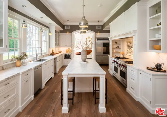 Photo 3 of Single family home for sale at 773 Amalfi Dr, Pacific Palisades, CA 90272 | MLS# 26987655 | Listing updated on 2026-09-26