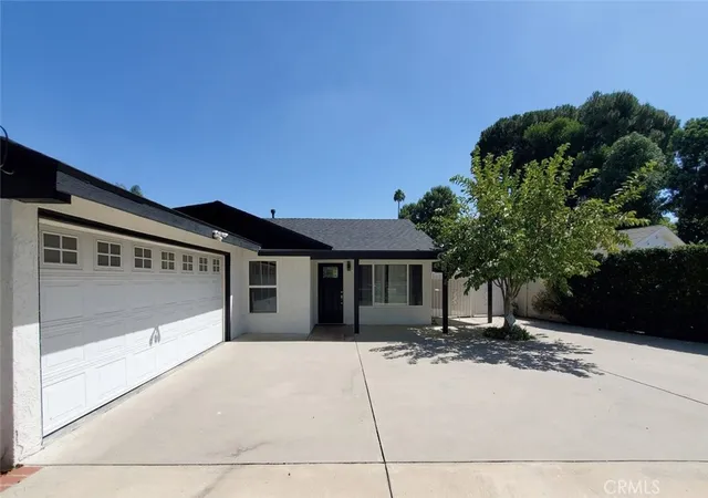 Photo 3 of Single family home for sale at 8132 Hatillo, Winnetka, CA 91306 | MLS# SR26200332 | Listing updated on 2026-09-28