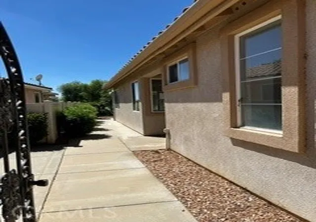 Photo 2 of Single family home for sale at 615 Brooklawn, Banning, CA 92220 | MLS# IG26200179 | Listing updated on 2026-09-14