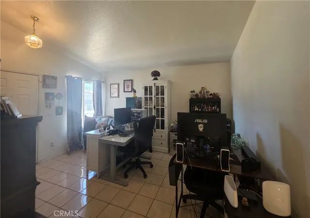 Photo 3 of Single family home for sale at 14446 Green River Rd, Victorville, CA 92394 | MLS# PW26200378 | Listing updated on 2026-09-15