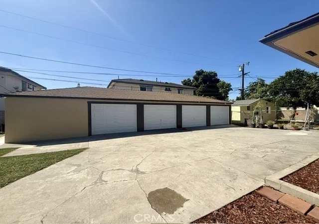 Listing Photo 4 - Condo for sale in building located at 11060 Walnut St, El Monte, CA 91731