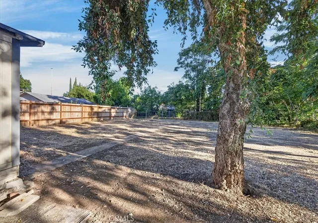 Photo 4 of Single family home for sale at 25192 N Center St, Los Molinos, CA 96055 | MLS# SN26200459 | Listing updated on 2026-09-14
