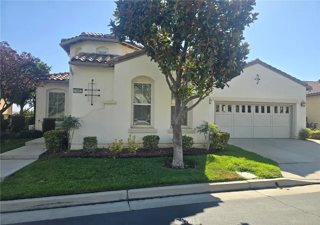 Photo 2 of Sale Pending at 23952 Four Corners Ct, Corona, CA 92883 | MLS# IG26200480 | Listing updated on 2026-09-30